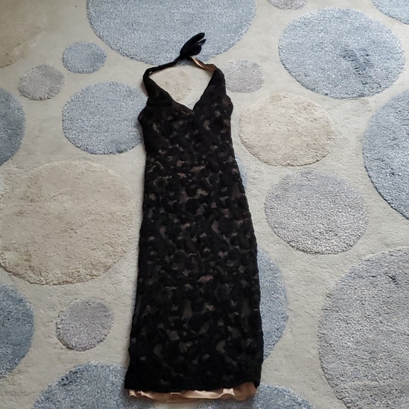 Dress - Picture 1 of 2